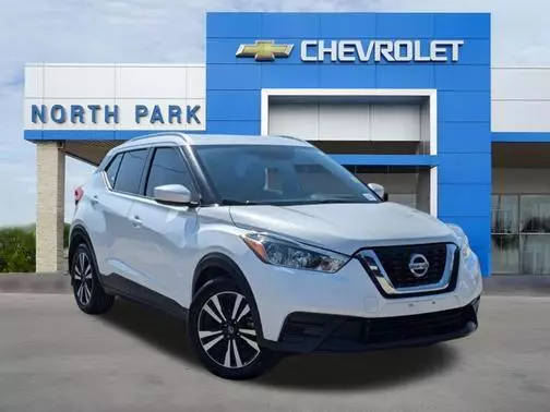 2018 Nissan Kicks SV FWD photo