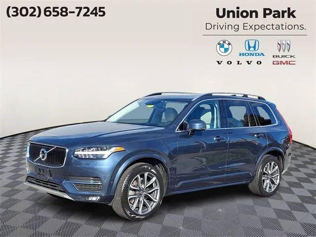 2019 Volvo XC90 Momentum AWD photo