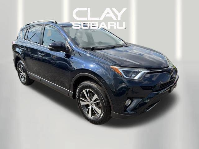 2018 Toyota RAV4 XLE AWD photo