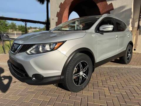 2018 Nissan Rogue Sport SV FWD photo