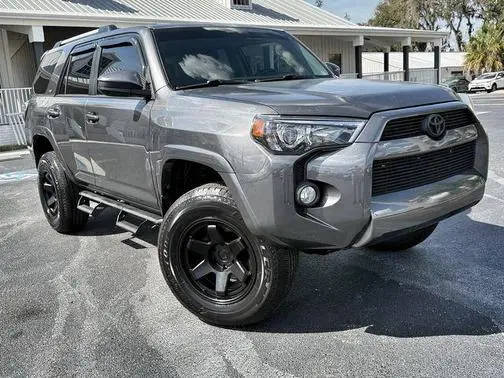 2019 Toyota 4Runner SR5 RWD photo