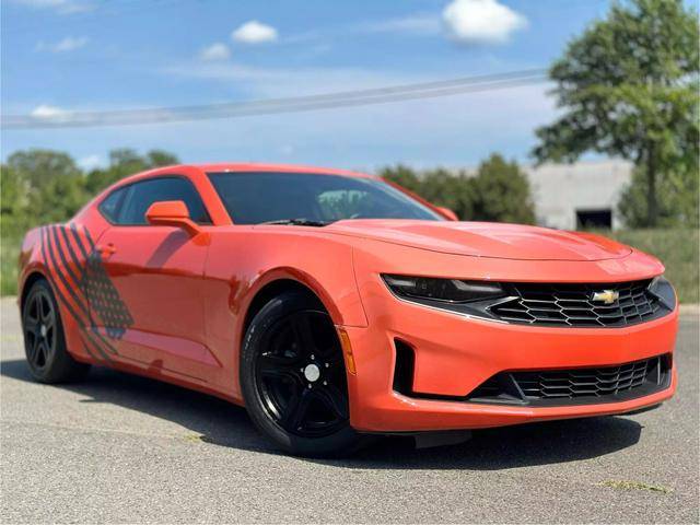 2019 Chevrolet Camaro 1LT RWD photo