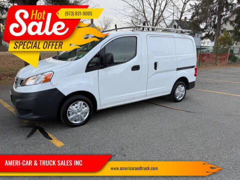 2019 Nissan NV200 S FWD photo