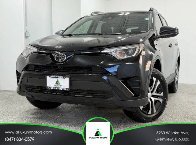 2018 Toyota RAV4 LE FWD photo