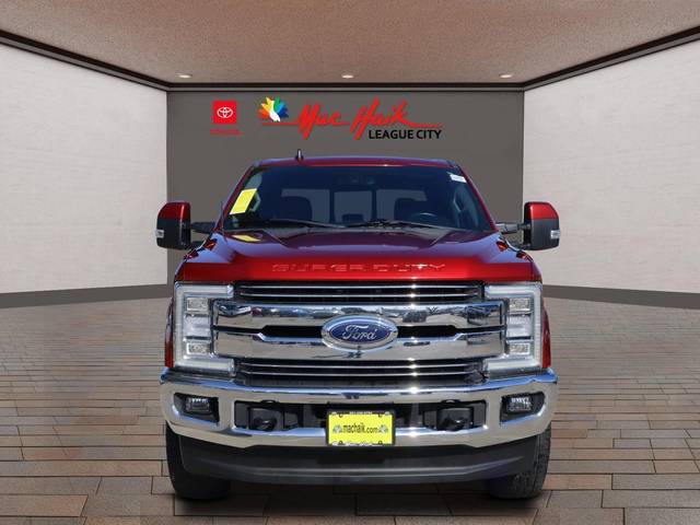 2019 Ford F-250 Super Duty LARIAT 4WD photo