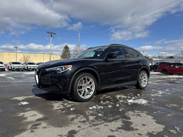 2019 Alfa Romeo Stelvio Ti Sport AWD photo