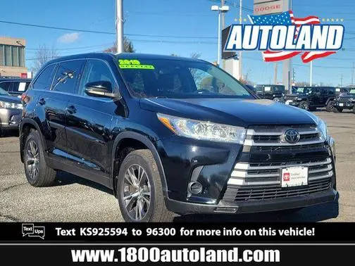 2019 Toyota Highlander LE AWD photo