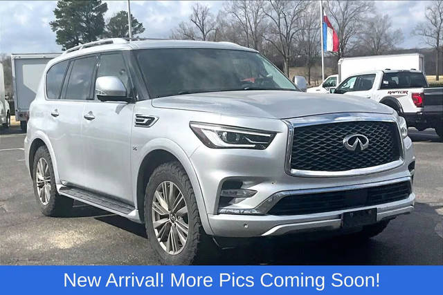 2019 Infiniti QX80 LUXE RWD photo
