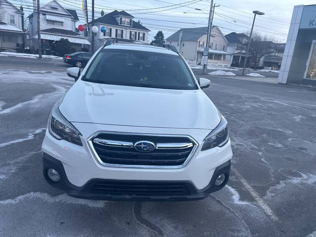 2019 Subaru Outback Premium AWD photo