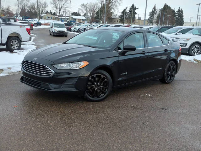 2019 Ford Fusion SE FWD photo