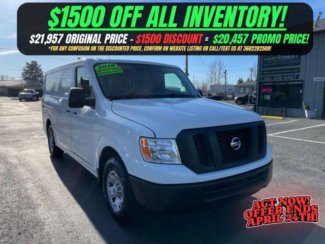 2018 Nissan NV Cargo SV RWD photo
