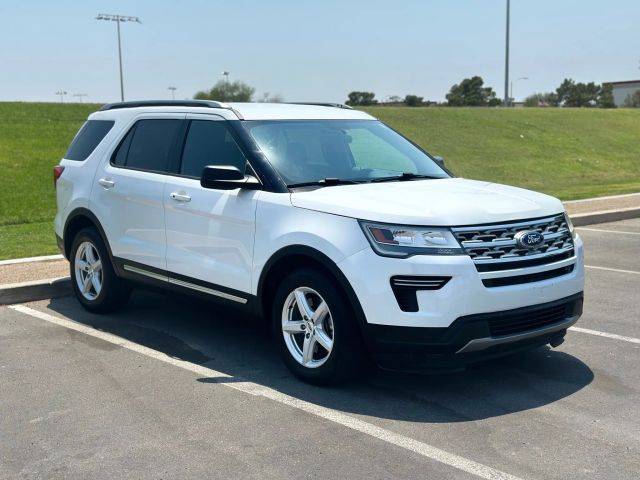2019 Ford Explorer XLT FWD photo