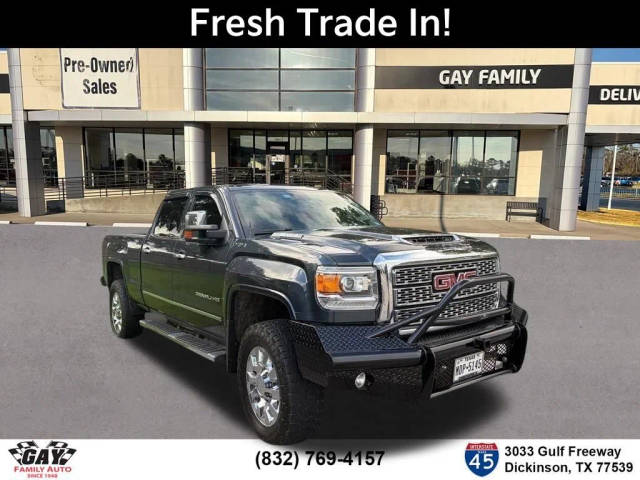 2019 GMC Sierra 2500HD Denali 4WD photo