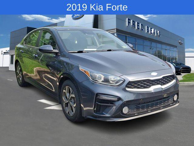 2019 Kia Forte LXS FWD photo