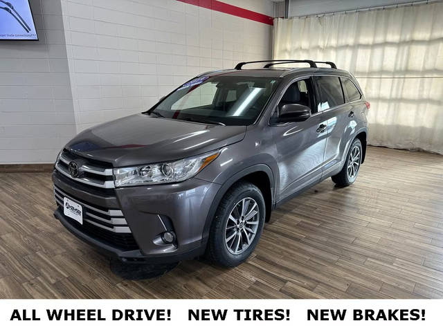 2019 Toyota Highlander XLE AWD photo