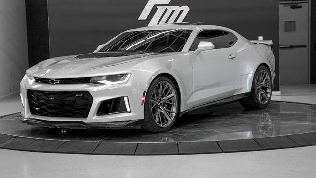 2019 Chevrolet Camaro ZL1 RWD photo