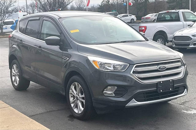 2019 Ford Escape SE FWD photo