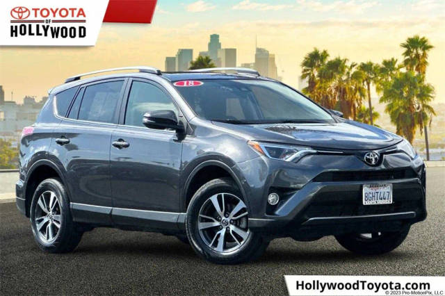 2018 Toyota RAV4 XLE FWD photo