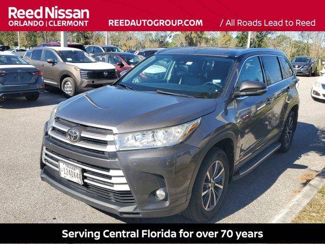 2019 Toyota Highlander XLE FWD photo