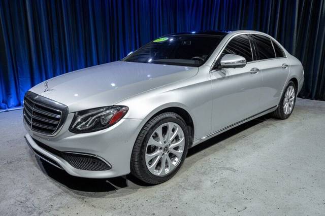 2019 Mercedes-Benz E-Class E 300 RWD photo