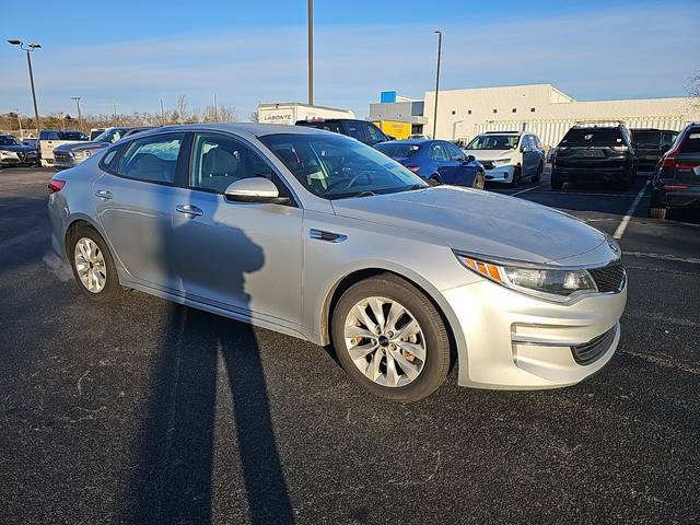 2017 Kia Optima LX FWD photo