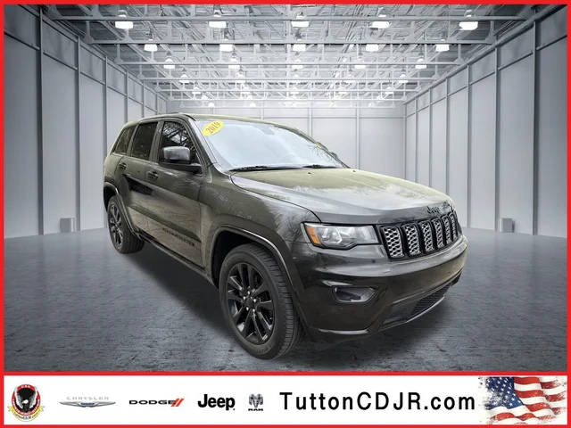 2019 Jeep Grand Cherokee Altitude RWD photo
