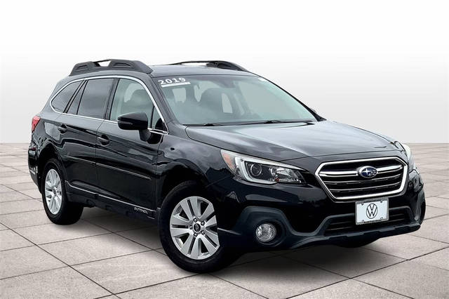 2019 Subaru Outback Premium AWD photo