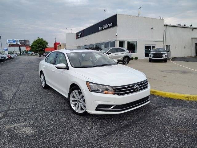 2019 Volkswagen Passat 2.0T Wolfsburg Edition FWD photo