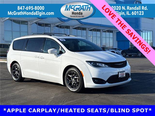 2019 Chrysler Pacifica Minivan Touring L Plus FWD photo