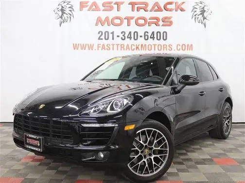 2018 Porsche Macan AWD photo