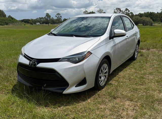 2019 Toyota Corolla LE FWD photo