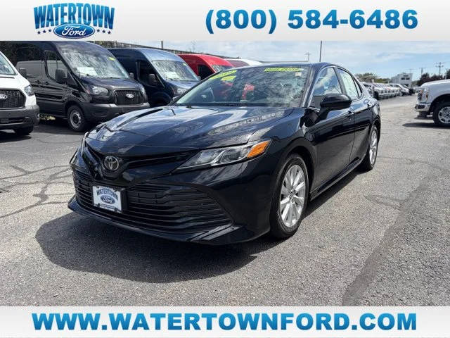 2019 Toyota Camry LE FWD photo