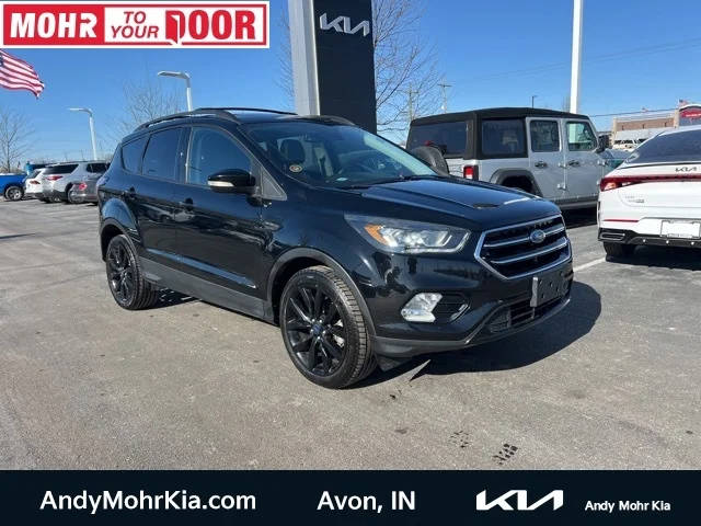 2017 Ford Escape Titanium 4WD photo