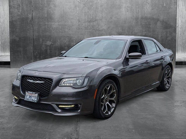 2018 Chrysler 300 300S RWD photo