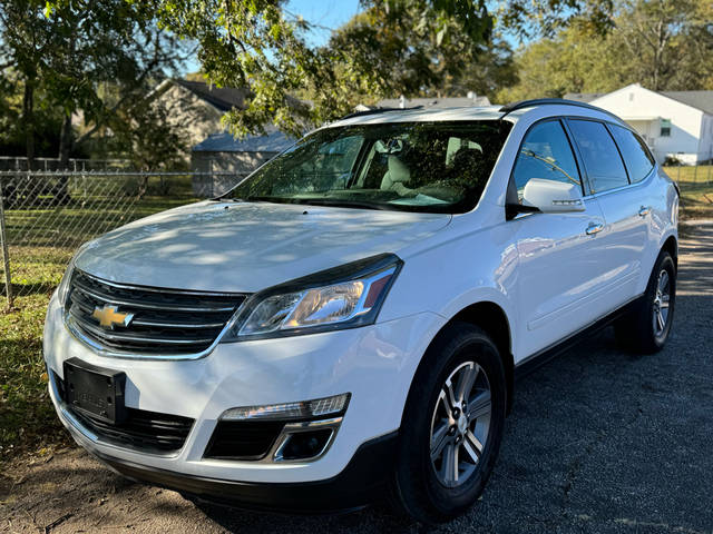 2017 Chevrolet Traverse LT FWD photo