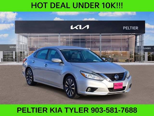 2017 Nissan Altima 2.5 SV FWD photo