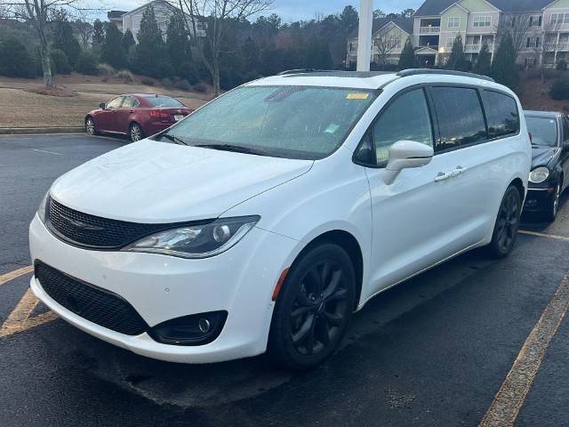 2019 Chrysler Pacifica Minivan Limited FWD photo