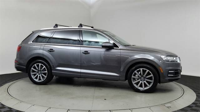 2019 Audi Q7 Premium Plus AWD photo
