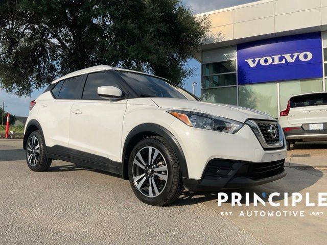 2018 Nissan Kicks SV FWD photo