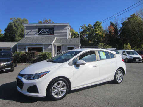 2019 Chevrolet Cruze LS FWD photo