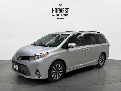 2019 Toyota Sienna Limited Premium AWD photo
