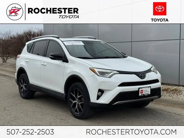 2018 Toyota RAV4 SE AWD photo