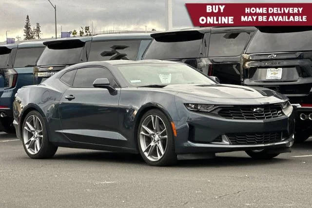2019 Chevrolet Camaro 1LT RWD photo
