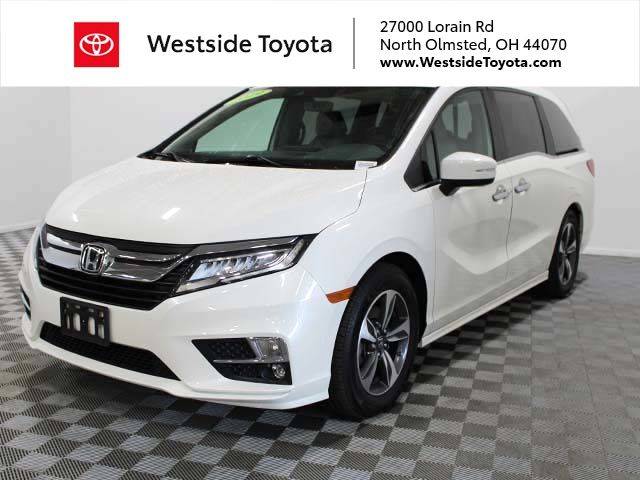 2019 Honda Odyssey Touring FWD photo