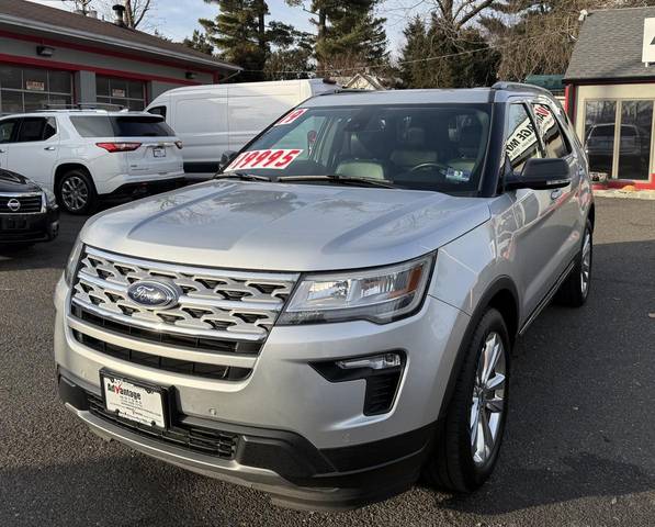 2019 Ford Explorer XLT 4WD photo