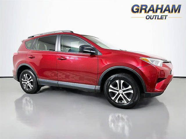 2018 Toyota RAV4 LE FWD photo