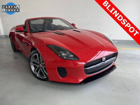 2019 Jaguar F-Type P300 RWD photo