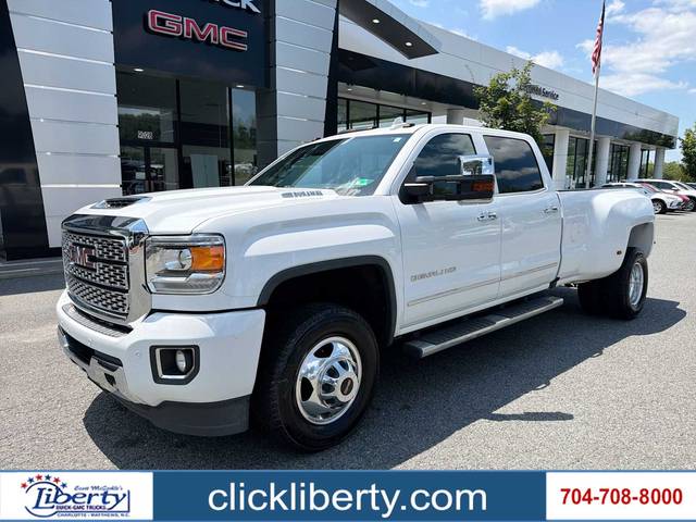 2019 GMC Sierra 3500HD Denali 4WD photo