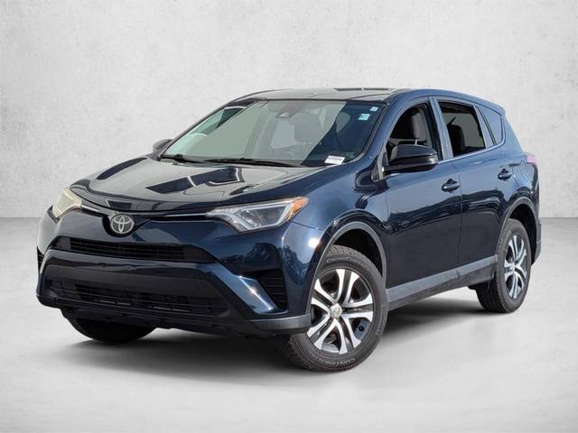 2018 Toyota RAV4 LE AWD photo