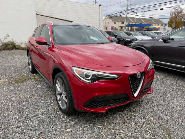 2018 Alfa Romeo Stelvio Ti AWD photo